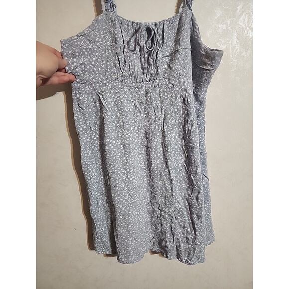 Wallflower Spaghetti Ruffle Strap Flowy Shirt / Mini Dress sz Large Blue Floral - Picture 2 of 8